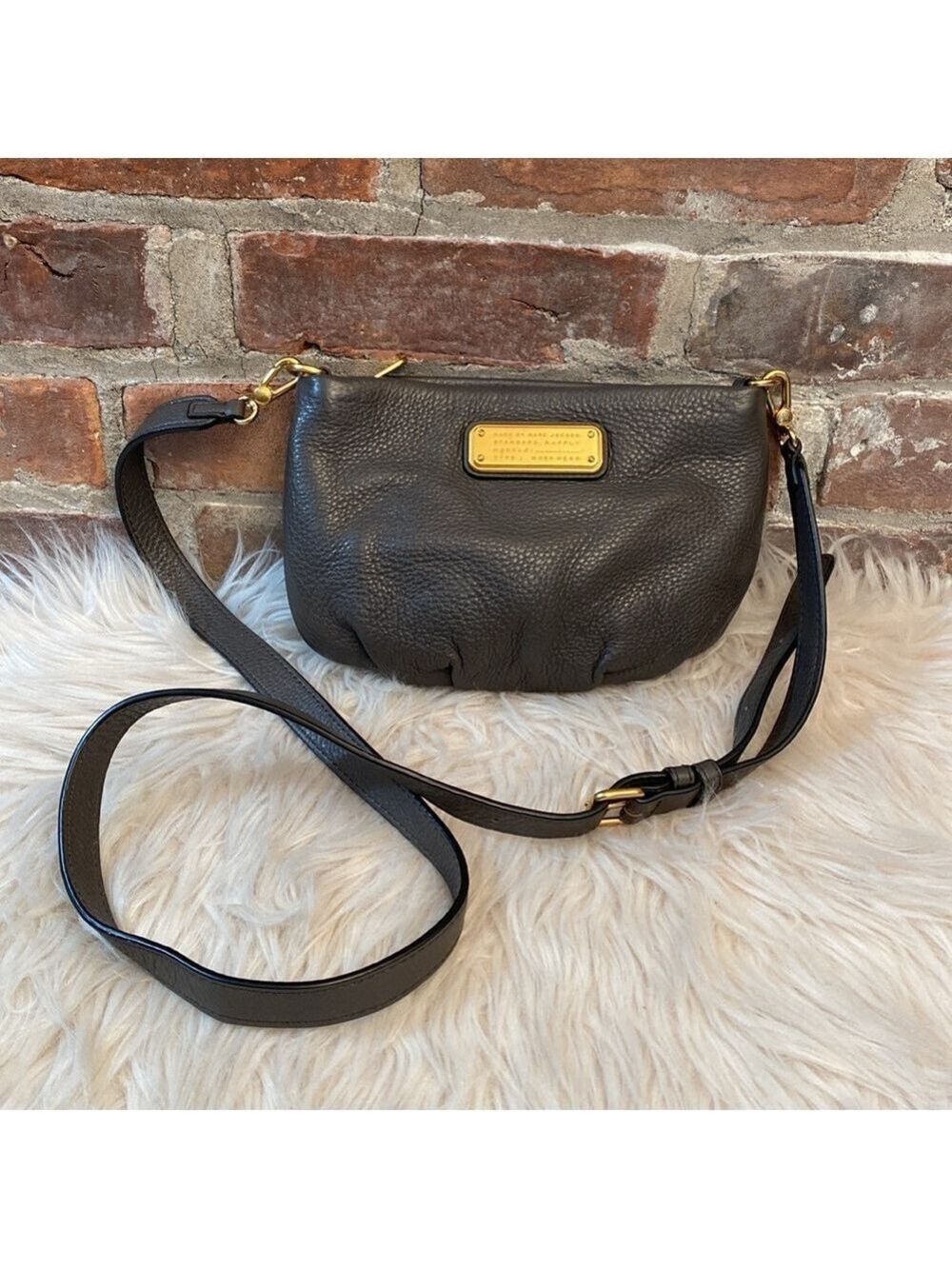 Marc Jacobs Gray Pebble Leather Gold-tone Hardware Crossbody Bag
